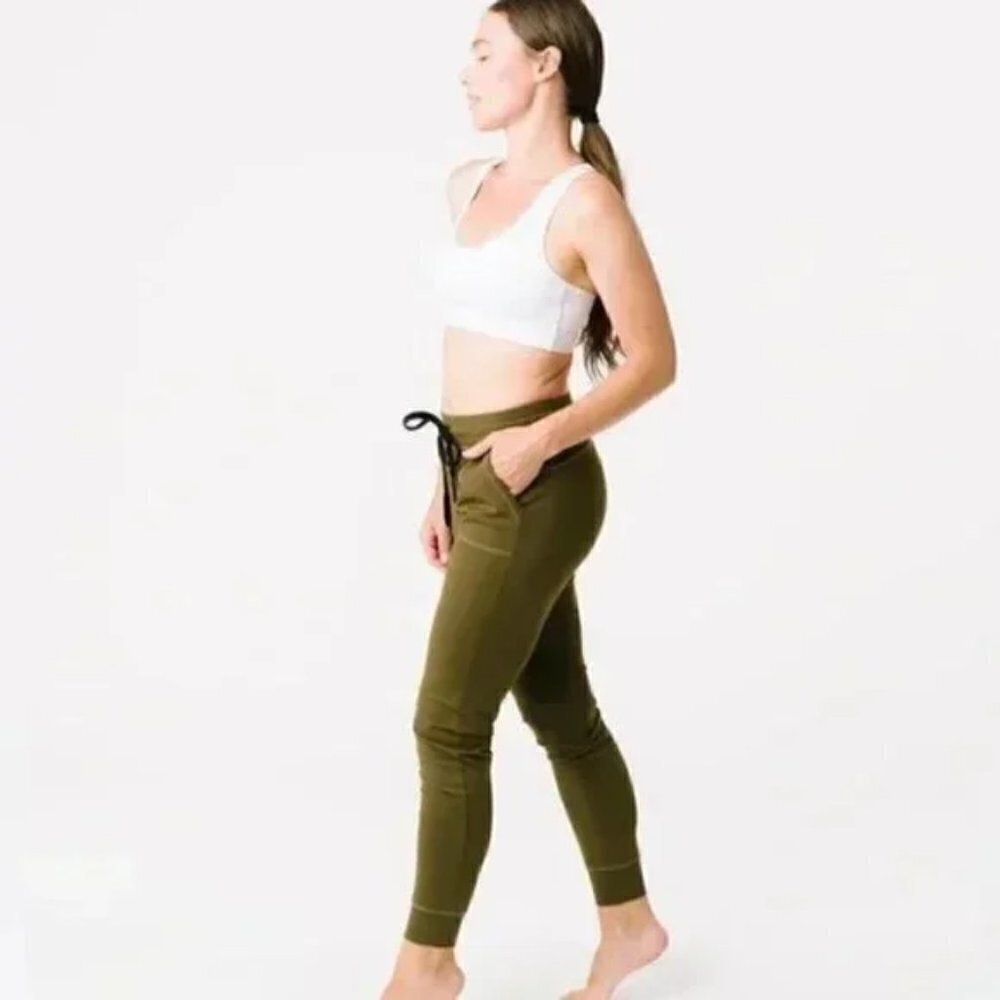 ZYIA Active Unwind Jogger- Olive Green